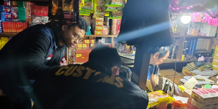 Operasi Maung Padjajaran, sebuah operasi terpadu pengawasan peredaran Barang Kena Cukai Hasil Tembakau (BKC HT) ilegal.