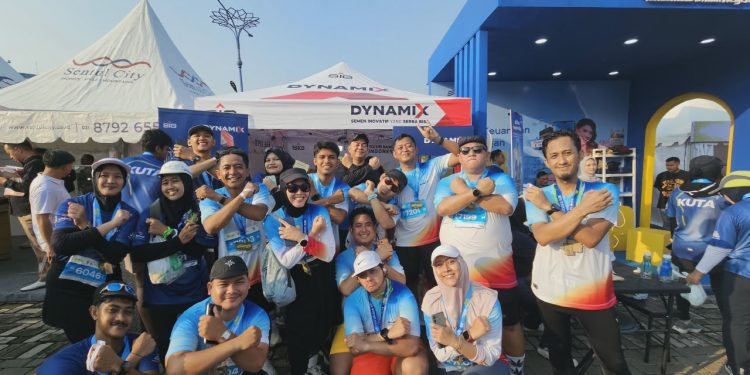 Foto 1: Solusi Bangun Indonesia turunkan pelari dari komunitas Dynamix Run & Ride pada Bogorun 2026.