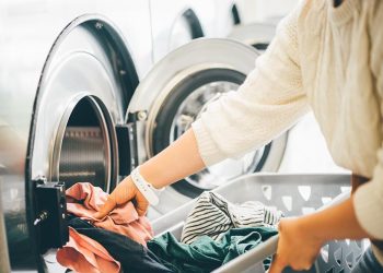 anggaran laundry sebesar Rp 450 juta