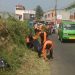 Bersih Bersih Sampah dan Pangkas Rumput Tepi Jalan, Pemdes Sukadamai Dan UPT Sampah Dramaga Dituding Umbar Pencitraan