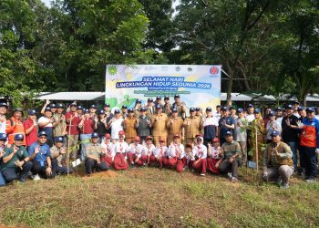 Aksi Nyata Hari Lingkungan Hidup, Indocement Hijaukan Citeureup Lewat Penanaman Pohon Endemi