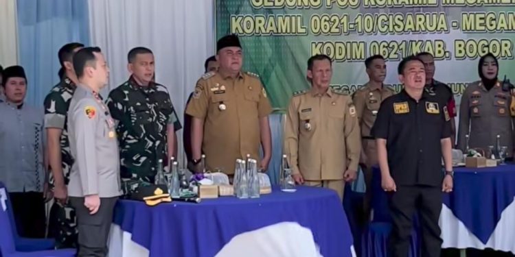 Duet Rudy Susmanto-Jaro Ade Kompak Resmikan Pos Koramil Baru di Megamendung. Foto: Ist