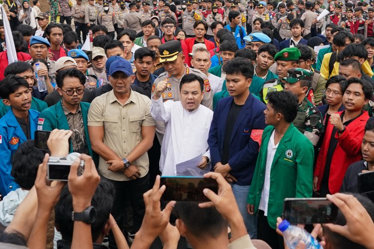 DPRD Kota Bogor Terima Unjuk Rasa Aliansi BEM Se-Bogor Raya, Janji Teruskan Aspirasi ke Pusat