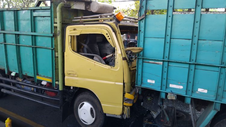 Libatkan 3 Truk dan 3 Mobil, Kecelakaan Beruntun Terjadi di Jalan Sholeh Iskandar Bogor
