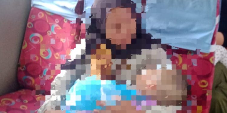 Perjuangan Windari, Ibu Asal Cisarua yang Rela Menahan Lapar Demi Obati Sang Anak di RSCM. Foto: Yudi Surahman