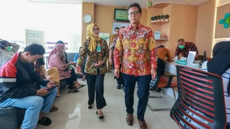 Menkes Budi Sadikin