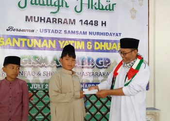 Masjid Al-Madinah Salurkan Santunan Rp91 Juta untuk 355 Anak Yatim dan Dhuafa