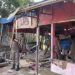 Kembalikan Fungsi Ruang Milik Jalan, Satpol PP Kabupaten Bogor Bersihkan Bangli di Cigombong