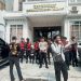Soroti Penanganan Hukum Dua Tahun Tanpa Kepastian, Massa Aksi Datangi Klinik Dokter Reyendra