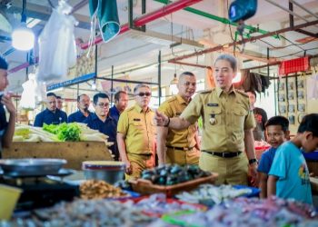 Kunjungi Pasar Jambu Dua, Dedie Rachim Apresiasi Tingginya Minat Pelaku UMKM Kuliner