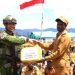 Tembus Kabut dan Jurang Papua, Prajurit TNI Pikul 2 Ton Bantuan untuk Warga yang Dilanda Krisis Pangan