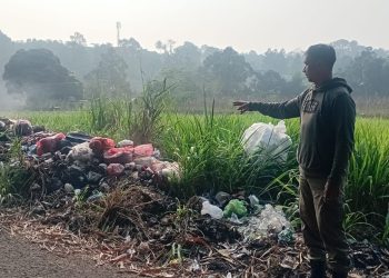 Tekan Volume TPS Liar, Kasi Trantib Caringin Dorong Warga Kelola Sampah Jadi Kompos dan Daur Ulang