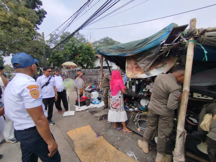 Trotoar Tertutup Lapak, Wakil Wali Kota Bogor: Sakit Hati Lihatnya!