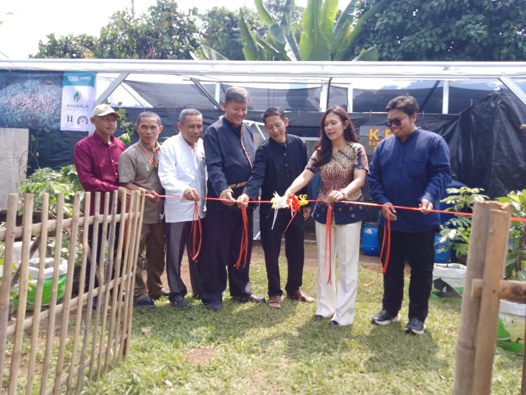 Dorong Pengelolaan Sampah Mandiri, Rumah Maggot Rancage Hadir di Desa Sukajadi Tamansari
