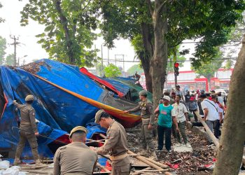 Puluhan Lapak PKL di Bubulak Bogor Dibongkar Satpol PP