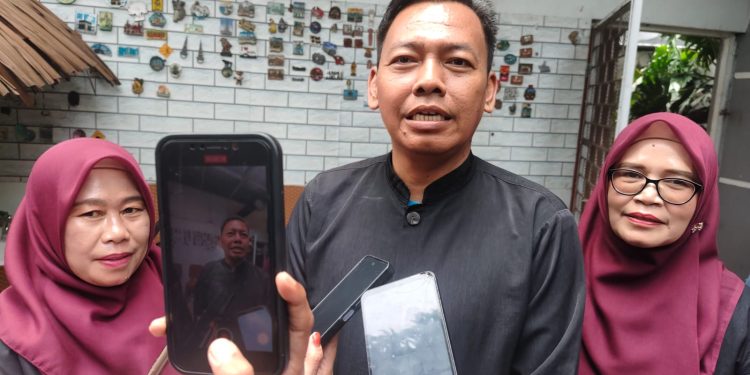 Lurah Kebon Pedes, Lulut Wiyono.