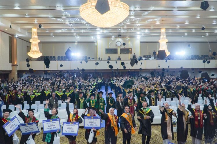 Kukuhkan 1.532 Lulusan Polbangtan/PEPI, Kementan Perkuat SDM Pertanian