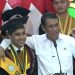 Mentan Amran Beri Modal Traktor kepada Wisudawan Yatim Piatu, Lulusan Terbaik Polbangtan Bogor Minta Kandang Ternak
