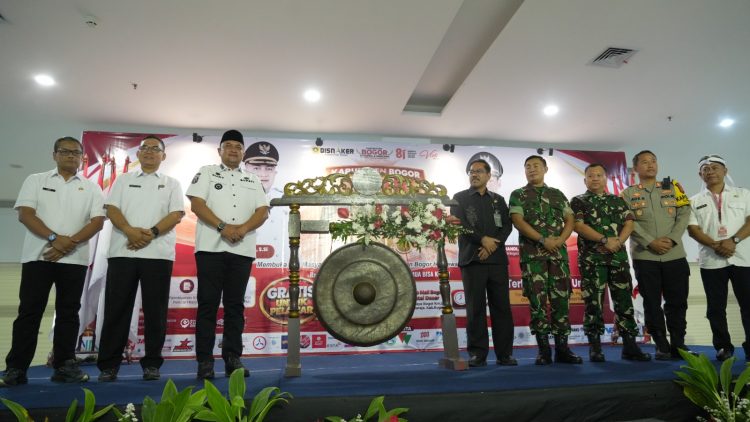 Bupati Rudy Dorong Career Center Untuk Perluas Akses Kesempatan Kerja Masyarakat