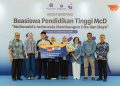 Beasiswa Jadi Jembatan Mahasiswa Kurang Mampu Bertahan di Kampus