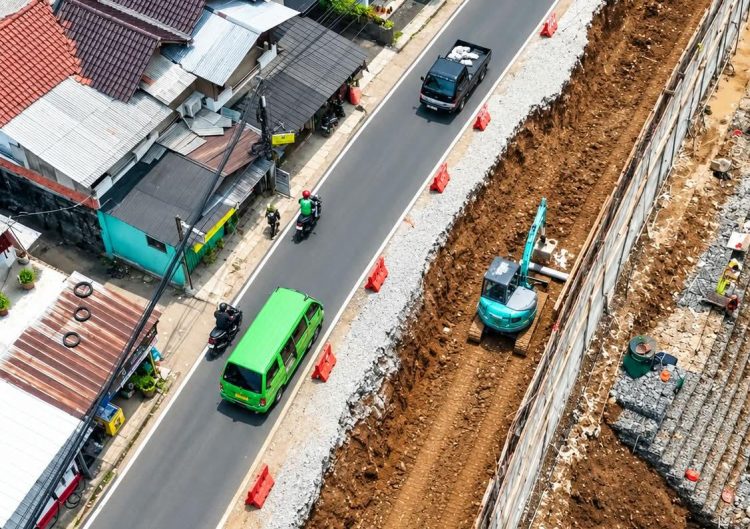 Perbaikan Longsor Jalan Kebon Pedes Ditargetkan Rampung Akhir Oktober 2026